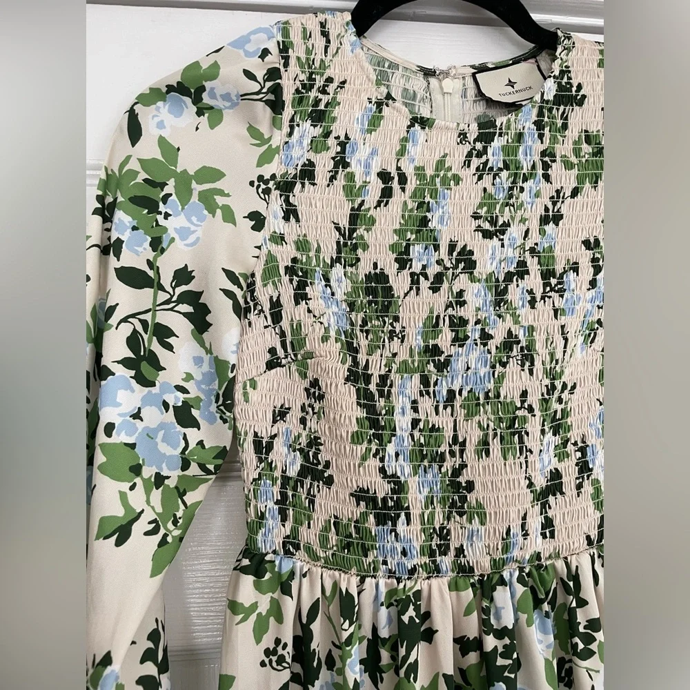 Tuckernuck - Beige w/ Blue & Green Floral Print Smocked Dress Sz XS - Picture 11 of 15